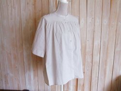 画像1: １０％ＯＦＦ・切り替えギャザーブラウス（薄グレー）