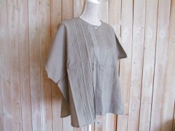 画像1: １０％ＯＦＦ・ピンタック ドルマンスリーブブラウス（ベージュ）