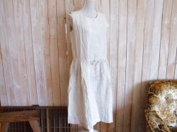 画像1: ３０％ＯＦＦ・リネン ストライプ柄 ノースリーブワンピース（ベージュ）