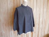 １０％ＯＦＦ・胸ポケット ワイドブラウス（濃グレー）