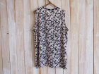 画像: ７５％ＯＦＦ・小花柄 ノースリーブ プルオーバー（アイボリー×ネイビー）
