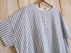 画像: ５０％ＯＦＦ・ストライプ柄 ヘンリーネック ワイドワンピース（ホワイト×杢ブルー）