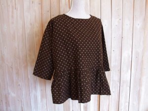 画像1: ７５％ＯＦＦ・ドット柄 切り替え ワイドプルオーバー（ブラウン）