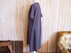 画像: ２０％ＯＦＦ・ピンタック フロントボタンワンピース（チャコールグレー）