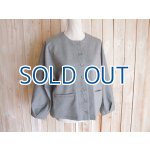 画像: １０％ＯＦＦ・くるみボタン ポンチ生地ジャケット（グレー）
