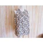 画像: ７５％ＯＦＦ・小花柄 ノースリーブ プルオーバー（アイボリー×ネイビー）