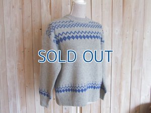 画像1: １０％ＯＦＦ・フェアアイル柄ニットプルオーバー（グレー×ブルー）